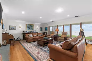 32 Westland Dr, Glen Cove, NY 11542 - Photo 20