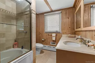 32 Westland Dr, Glen Cove, NY 11542 - Photo 38