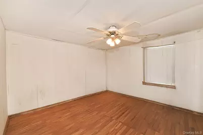 164-16 Goethals Avenue, Jamaica, NY 11432 - Photo 16