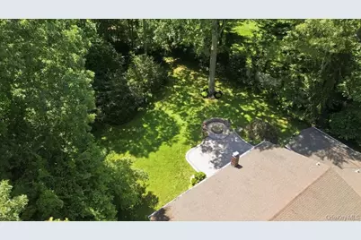 20 Oak Tree Drive, Smithtown, NY 11787 - Photo 44