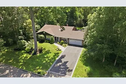 20 Oak Tree Drive, Smithtown, NY 11787 - Photo 42