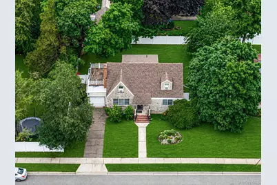 453 Dartmouth Street, Westbury, NY 11590 - Photo 26