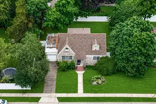 453 Dartmouth St, Westbury, NY 11590 - Photo 26