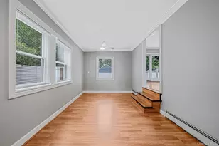 453 Dartmouth St, Westbury, NY 11590 - Photo 12