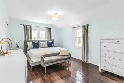 625 S 10th Street, New Hyde Park, NY 11040 - Photo 8