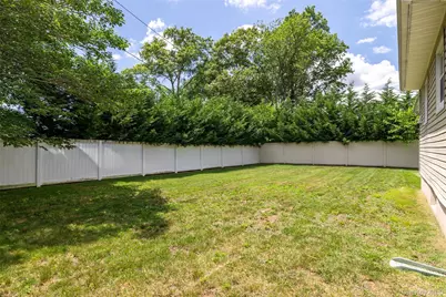 3902 Clove Court, Seaford, NY 11783 - Photo 24