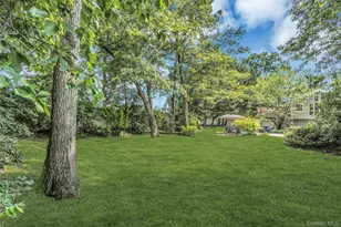 39 Kennedy Dr, Plainview, NY 11803 - Photo 32