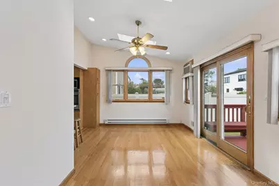 1016 Washington Avenue, Westbury, NY 11590 - Photo 16