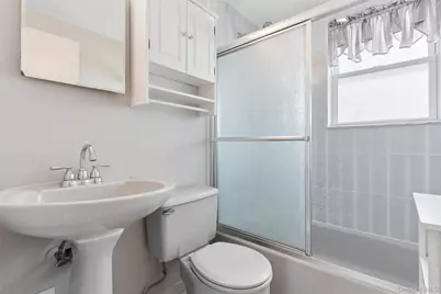 1016 Washington Avenue, Westbury, NY 11590 - Photo 26