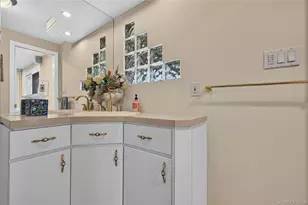 7 Chatham Rd, Commack, NY 11725 - Photo 12