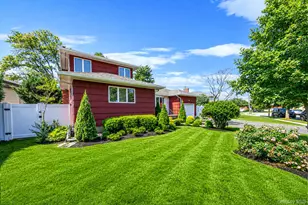 9 Stuart Dr, Syosset, NY 11791 - Photo 2
