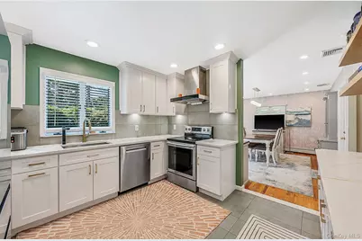 9 Stuart Drive, Syosset, NY 11791 - Photo 6