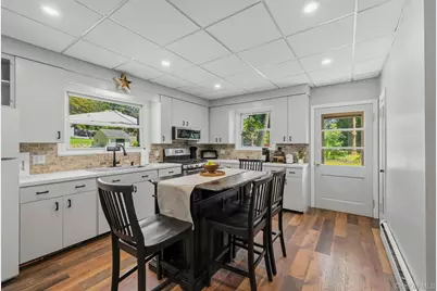 28 Mahopac Avenue, Amawalk, NY 10501 - Photo 4