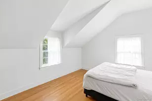 17 Baiting Hollow Rd, East Hampton, NY 11937 - Photo 16