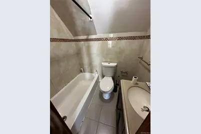 [Address not provided], Jamaica, NY 11435 - Photo 22