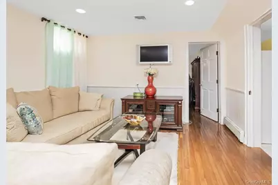 285 Centre Avenue, New Rochelle, NY 10805 - Photo 22