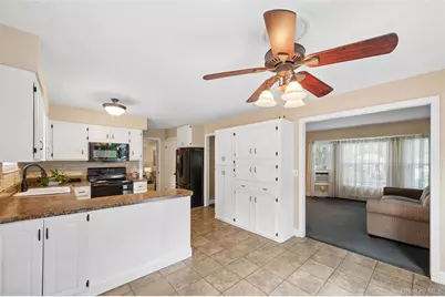 36 Champlin Street, Ronkonkoma, NY 11779 - Photo 14