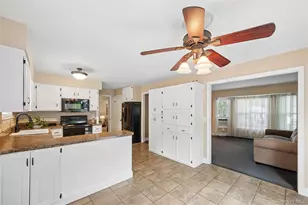 36 Champlin St, Ronkonkoma, NY 11779 - Photo 14