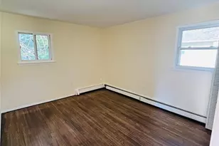 537 Lakeway Dr, West Babylon, NY 11704 - Photo 12