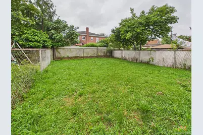 2858 E 197th Street, Bronx, NY 10461 - Photo 20
