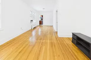 2858 E 197th St, Bronx, NY 10461 - Photo 8
