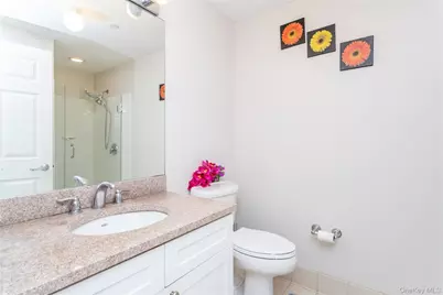 300 Mamaroneck Avenue #632, White Plains, NY 10605 - Photo 12