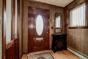 1815 Meadowbrook Rd, Merrick, NY 11566 - Photo 2