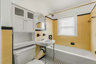 2950 Randall Ave, Bronx, NY 10465 - Photo 30