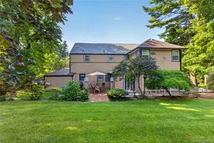 165 Salem Rd, East Hills, NY 11577 - Photo 28