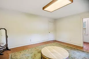 544 S Wellwood Ave, Lindenhurst, NY 11757 - Photo 16