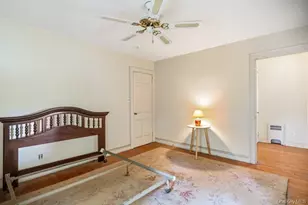 544 S Wellwood Ave, Lindenhurst, NY 11757 - Photo 12