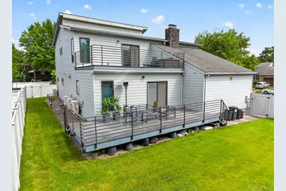 66-06 Marathon Parkway, Little Neck, NY 11362 - Photo 20