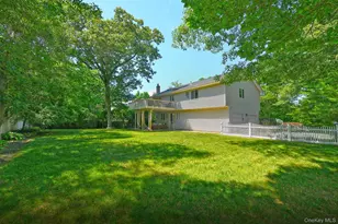 97 Elk St, South Huntington, NY 11743 - Photo 28