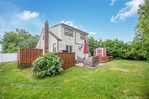 192 Sycamore Ave, Bethpage, NY 11714 - Photo 22
