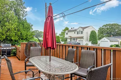 192 Sycamore Avenue, Bethpage, NY 11714 - Photo 20