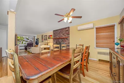192 Sycamore Avenue, Bethpage, NY 11714 - Photo 8