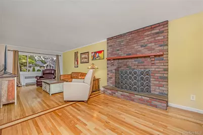 192 Sycamore Avenue, Bethpage, NY 11714 - Photo 6