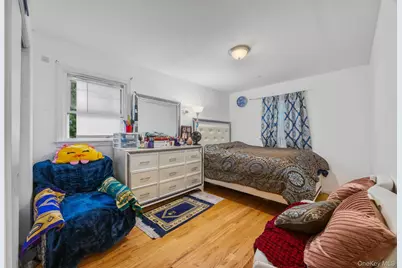 68 Shipherd Avenue, Lynbrook, NY 11563 - Photo 6