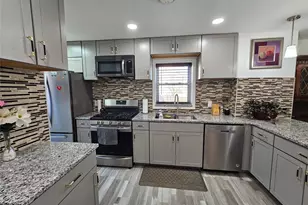 88 Innis Ave, Poughkeepsie, NY 12601 - Photo 8