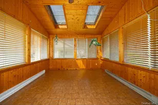 88 Innis Ave, Poughkeepsie, NY 12601 - Photo 14