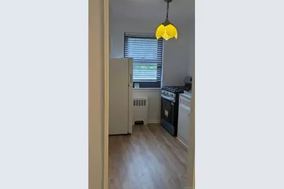 4 West Mill Drive #2F, Great Neck, NY 11021 - Photo 8
