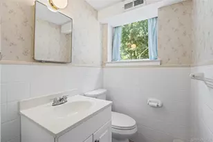 259 Burr Rd, East Northport, NY 11731 - Photo 22