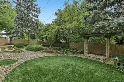 3745 Locust Avenue, Seaford, NY 11783 - Photo 32