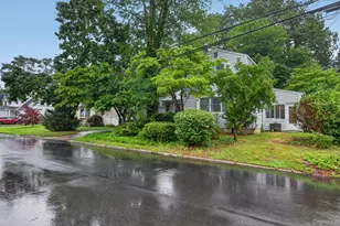 12 W Haven Dr, East Northport, NY 11731 - Photo 2