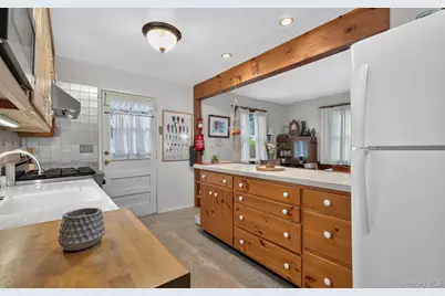 12 W Haven Drive, East Northport, NY 11731 - Photo 20