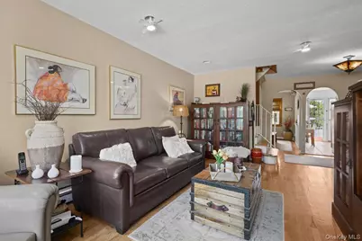 3132 Ampere Avenue, Bronx, NY 10465 - Photo 6