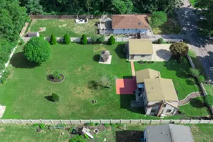 16 Ormond Pl, Shirley, NY 11967 - Photo 40