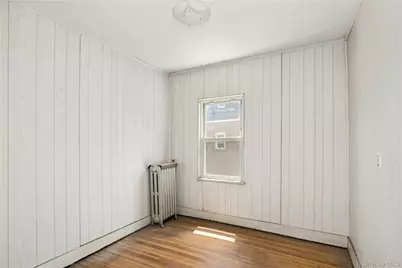 8430 129th Street, Kew Gardens, NY 11415 - Photo 24