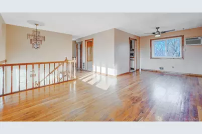 105 Ames Street, Brentwood, NY 11717 - Photo 8