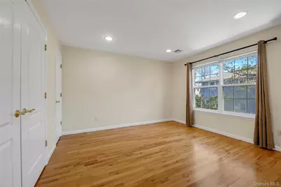 38 Sintsink Drive W, Port Washington, NY 11050 - Photo 8